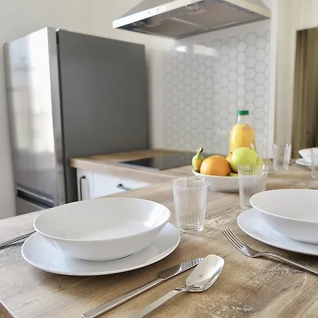 Forville Apartment *